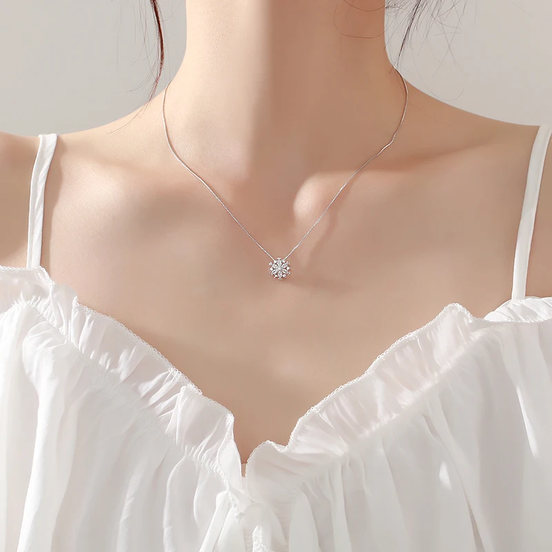 

New Design CZ Pendant Snowflake Necklace Short Clavicle Chain Rose Gold Women Choker Necklace Jewelry