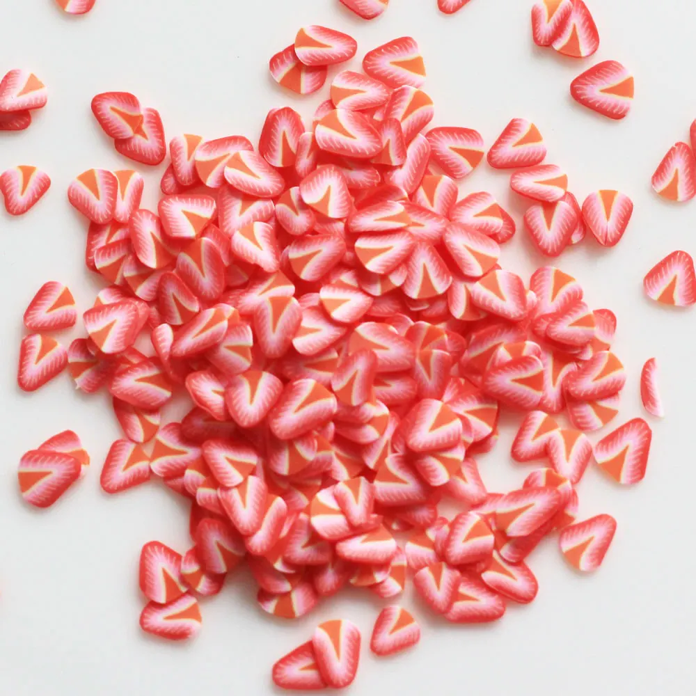 

500g/bag Pretty Strawberry Fruit Shape 5mm Miniature Clay Beads for Nail Art DIY Stickers Slime Supplies Toys
