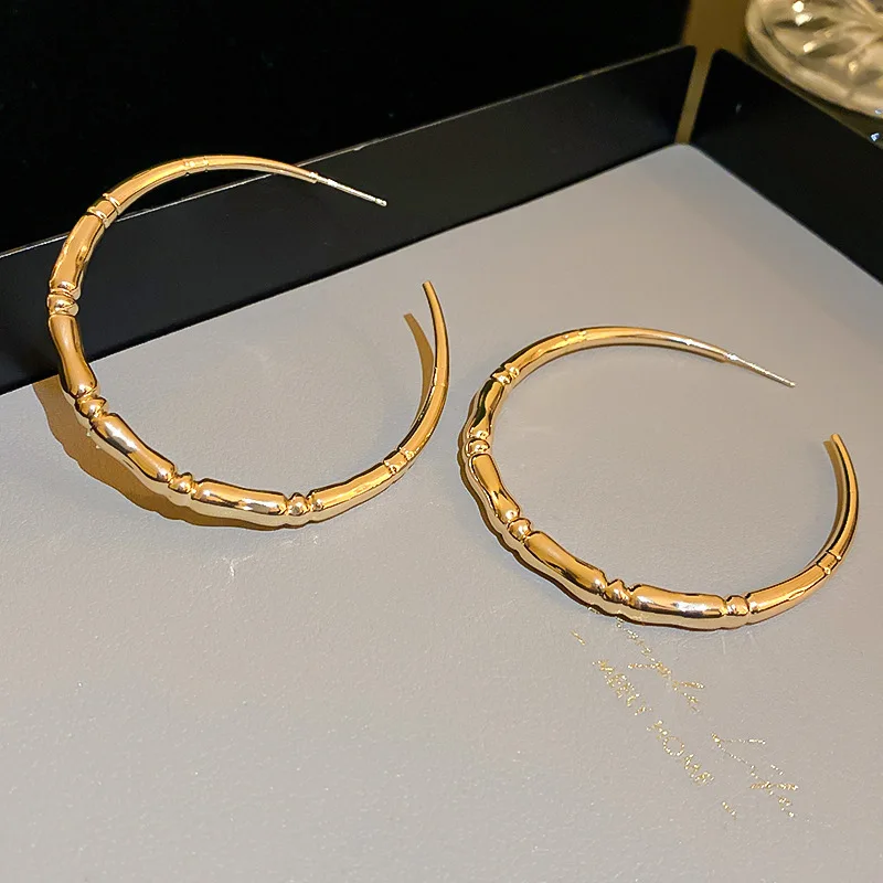 

Exaggerated alloy Jewelry gold silver bamboo earrings big circle C shaped hoop earrings women 2023