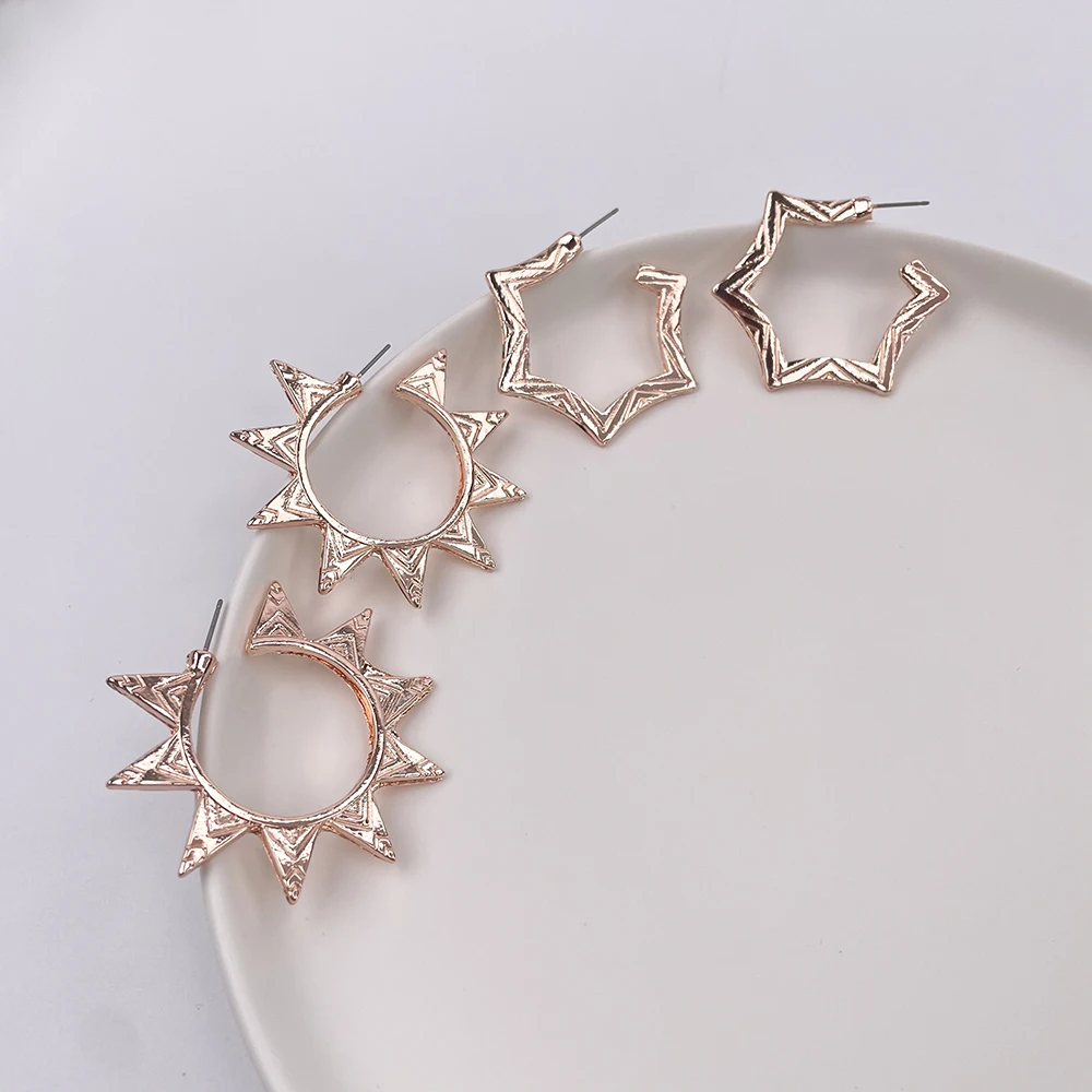 

KITI Fashion Multiple Little Triangle Rose Gold Plated C Shaped Star Hoop Earrings