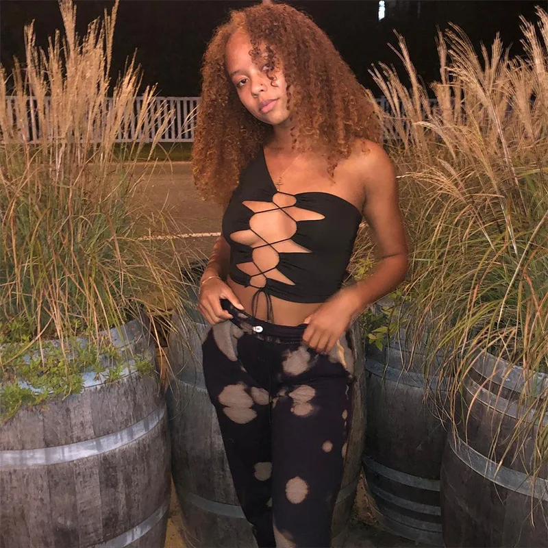 

2021 Summer Clothing One Shoulder Strap Bandage Crop Black Tube Tops Women's Tank Tops Woman Tops Fashionable, Picture shows