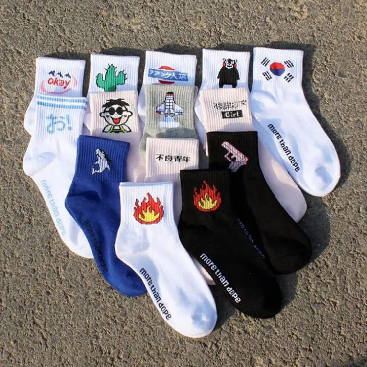 

Factory Sale Cotton Casual Harajuku Low Cut Socks Women Chinese character Sock For Men Cactus Fire Print Lovers Short Socks