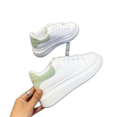 

2021 Fashion Trend Light Weight Height Increasing Women Sneaker For Ladies Girls