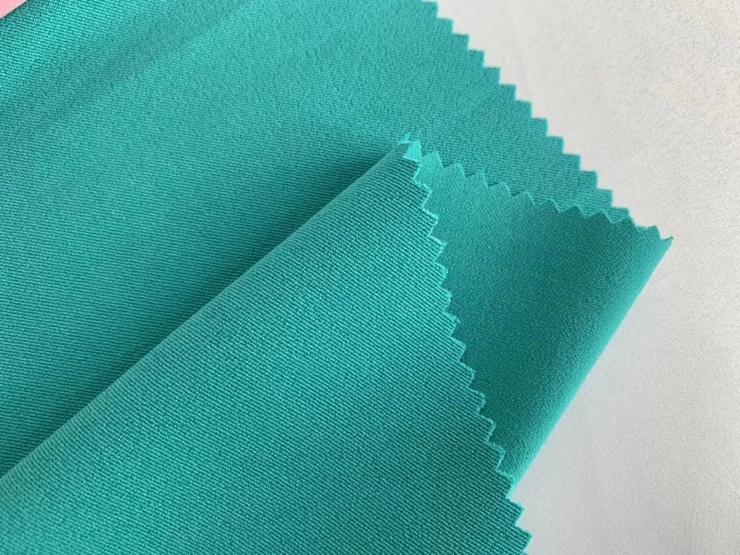High Quality Twill Stretch Polyester Bengaline Lam Lam Plain Dyed