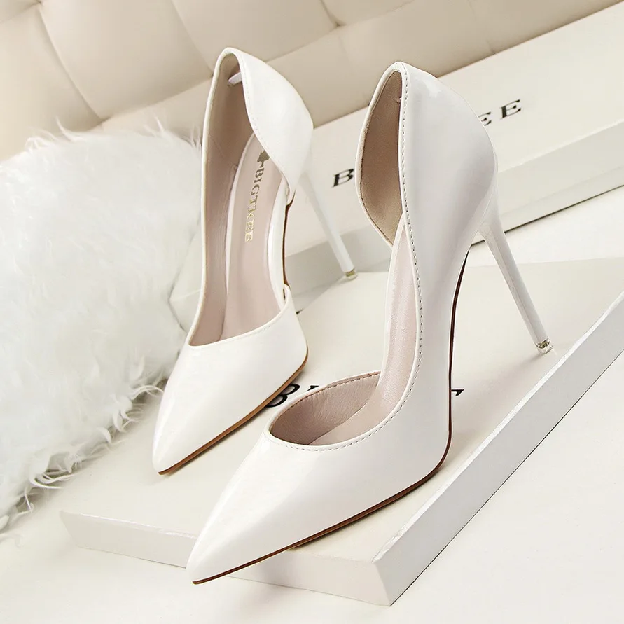 

2021 New Arrival Women Street Party Office High Heel Shoes Candy Color Pointed Mouth Hollow Leather Women D'Orsay Pumps