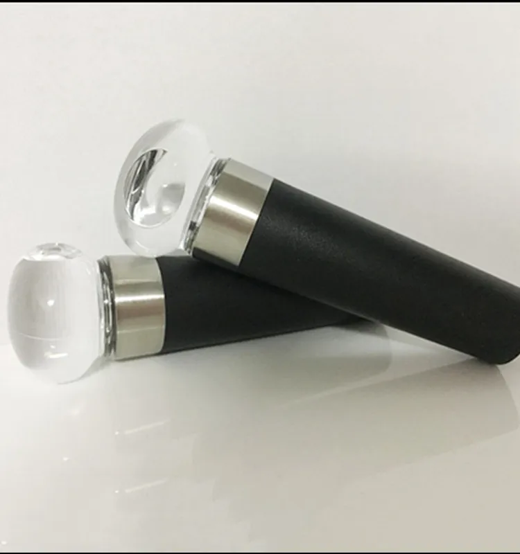 vacuum wine stopper.jpg