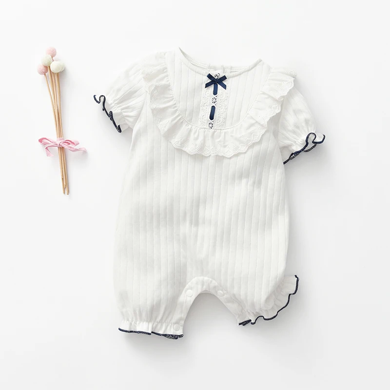 

Wholesale pure white fashion design baby clothes ruffle new born baby girl romper with bowknot