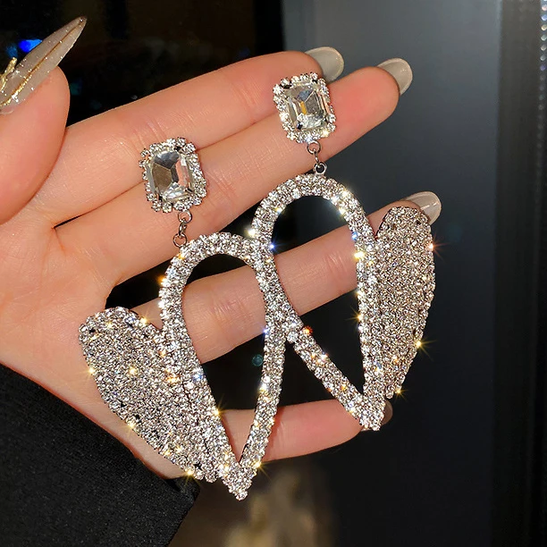 

Barlaycs 2021 Luxury Jewelry Crystal Love Heart Drop Earrings Rhinestone Heart Earrings For Women Party Wear