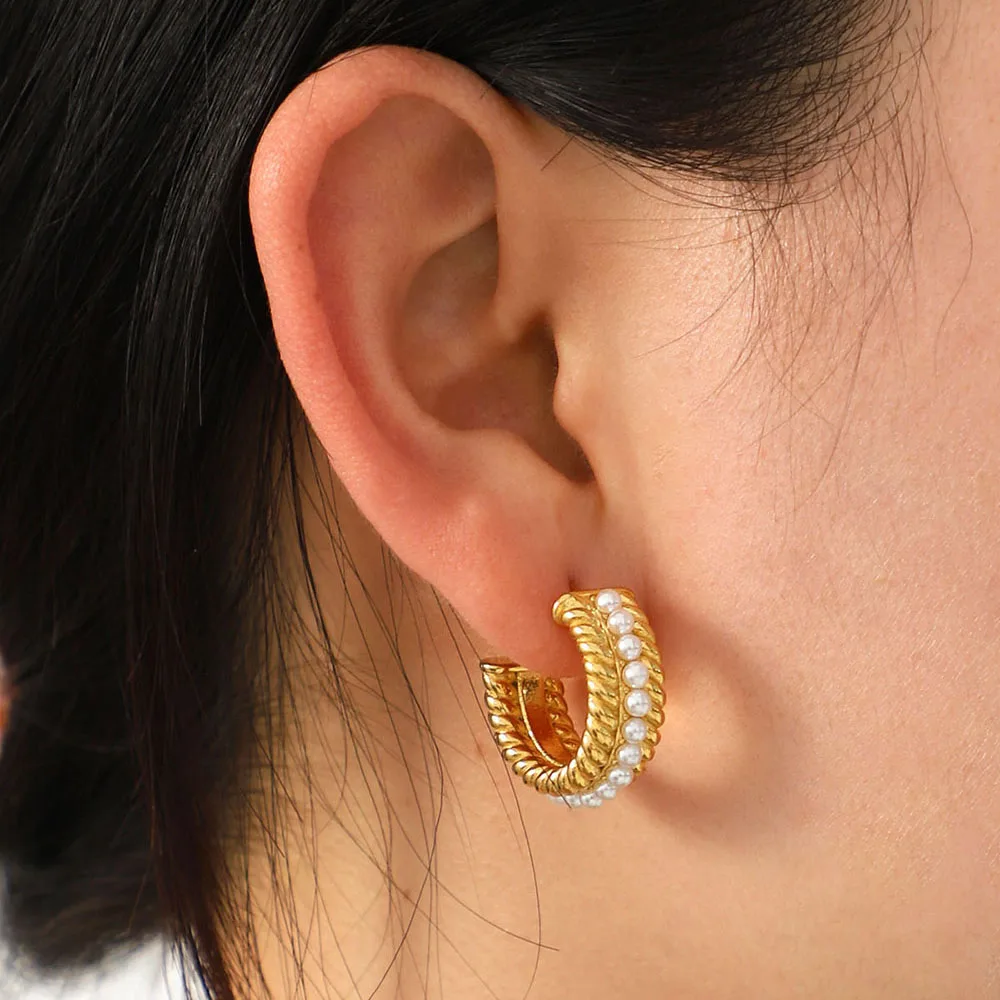 

J&D Modern Designer Stainless steel Earrings Gold Plated Jewelry Elegant CC Pear Earring for Girls