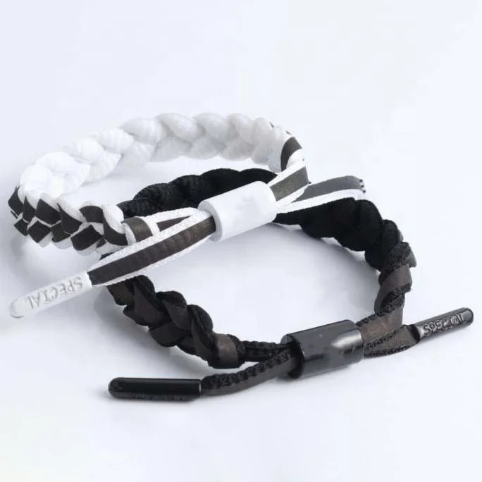 

Adjustable Size Dazzling Lion Head Accessories Reflective Shoelace Couple Bracelet, Picture shows