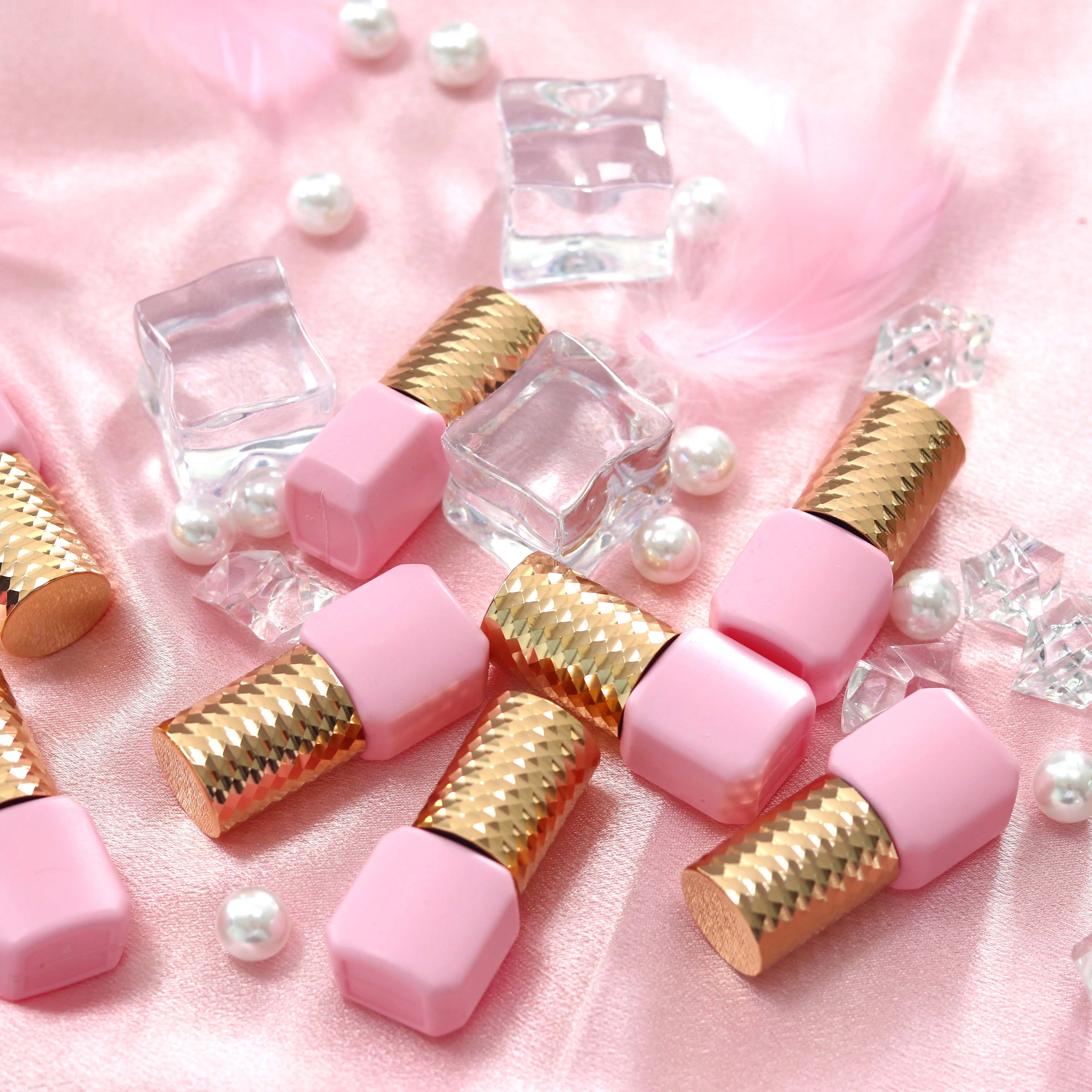 Allison Eyelash Glue Supplies Whole Sale Matte Premium Banana Scent Eyelash Glue Eyelash Extension Glue 0.5 Dry Time