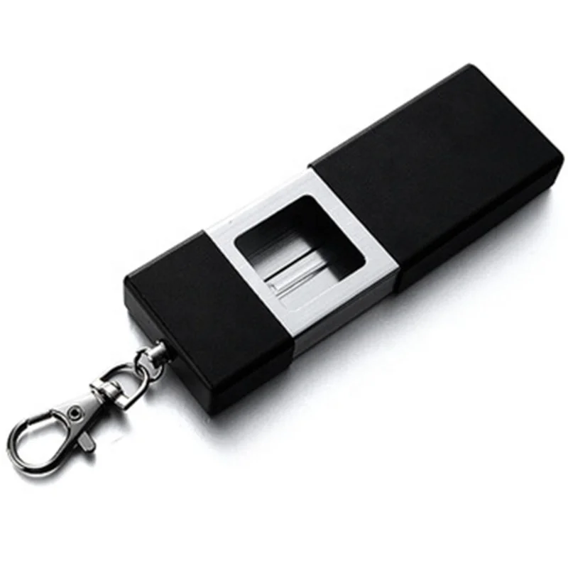 

Metal Keychain Creative Mini Portable Outdoors Ashtray, Black