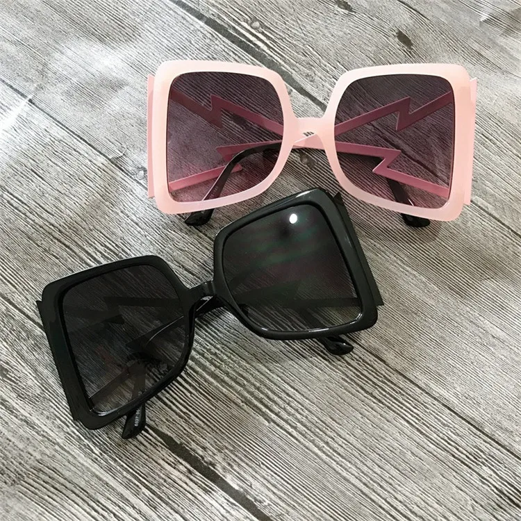 

New arrivals fashion vintage Lightning legs luxury oversized frame trendy shades sunglasses