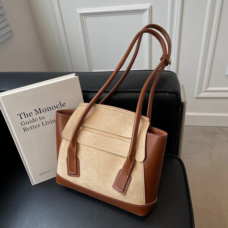 

Retro Big Bag Autumn And Winter Large Capacity Shoulder Bag Female 2021 New Trendy Niche Simple Tote Bucket Bag, Black, beige, coffee