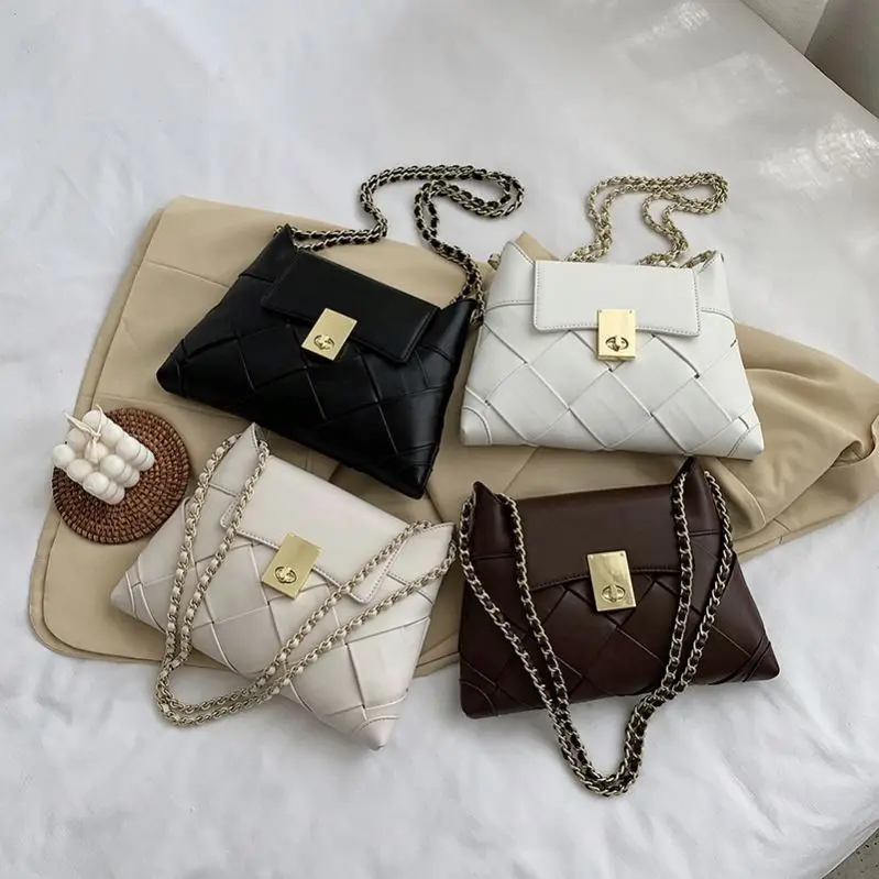 

2021 popular design bag fashion chain shoulder inclined woman carrying bag