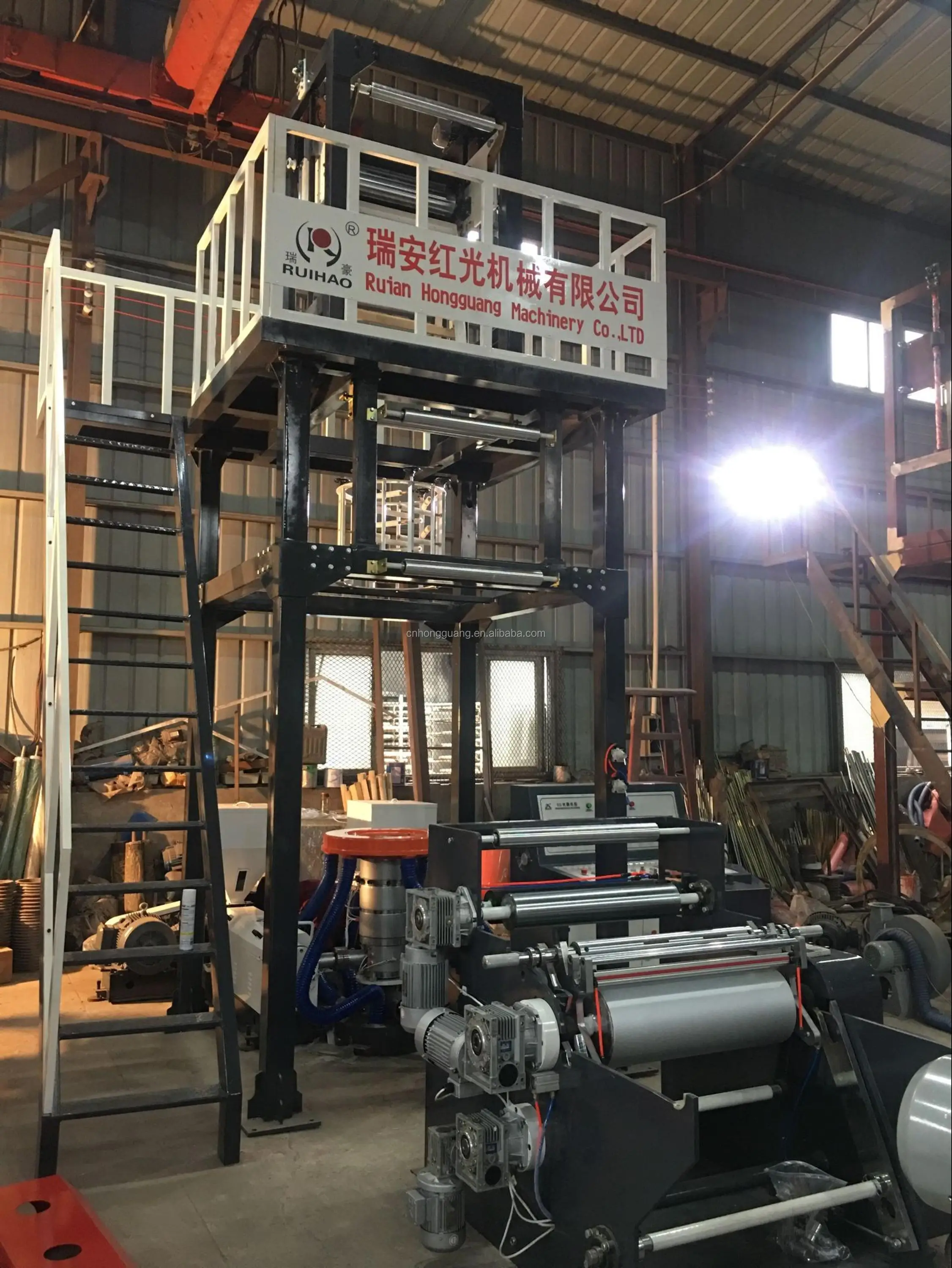 
automatic 3 layer 2 screw biodegradable ABA plastic mulching film blowing machine 