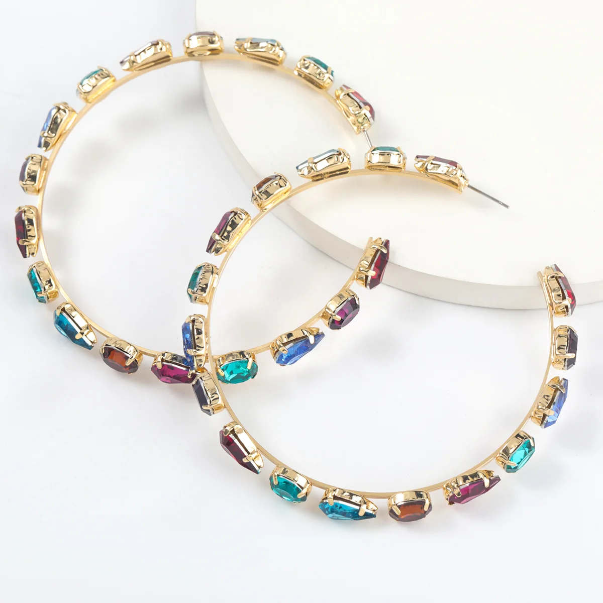 

Dvacaman 2021 New Arrival Statement 3 Colors Rhinestone Multicolored Hollowed Out Big Hoop Drop Dangle Earrings Women Jewelry, Picture shows