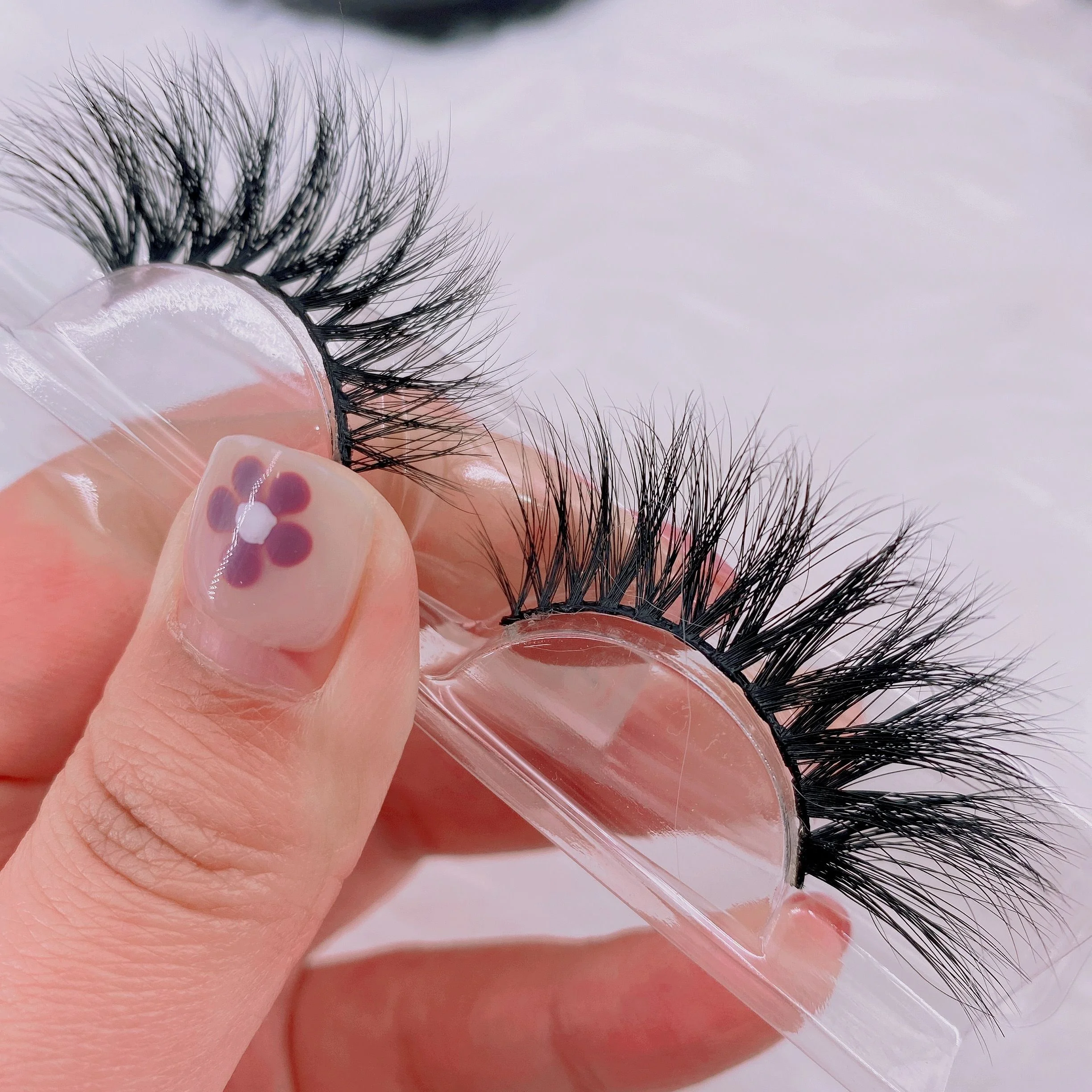 

25Mm Mink Bulk Lasheswholesale Vendor White Eyelash Case Private Label Custom Packaging Box Eyelashes, Black color