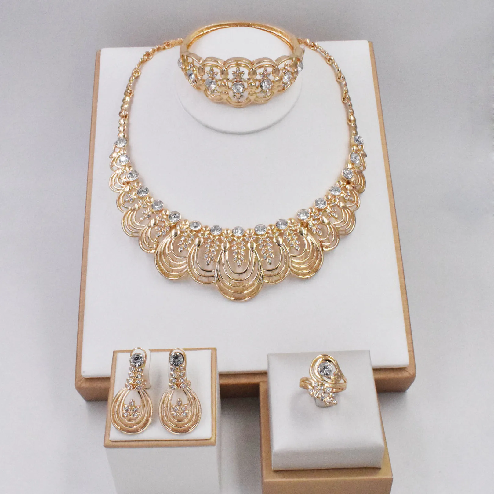

Wholesale High Quality Women Dubai Jewelry Set Luxury Gold Plated Wedding Party Jewelry NT0038, Gold color
