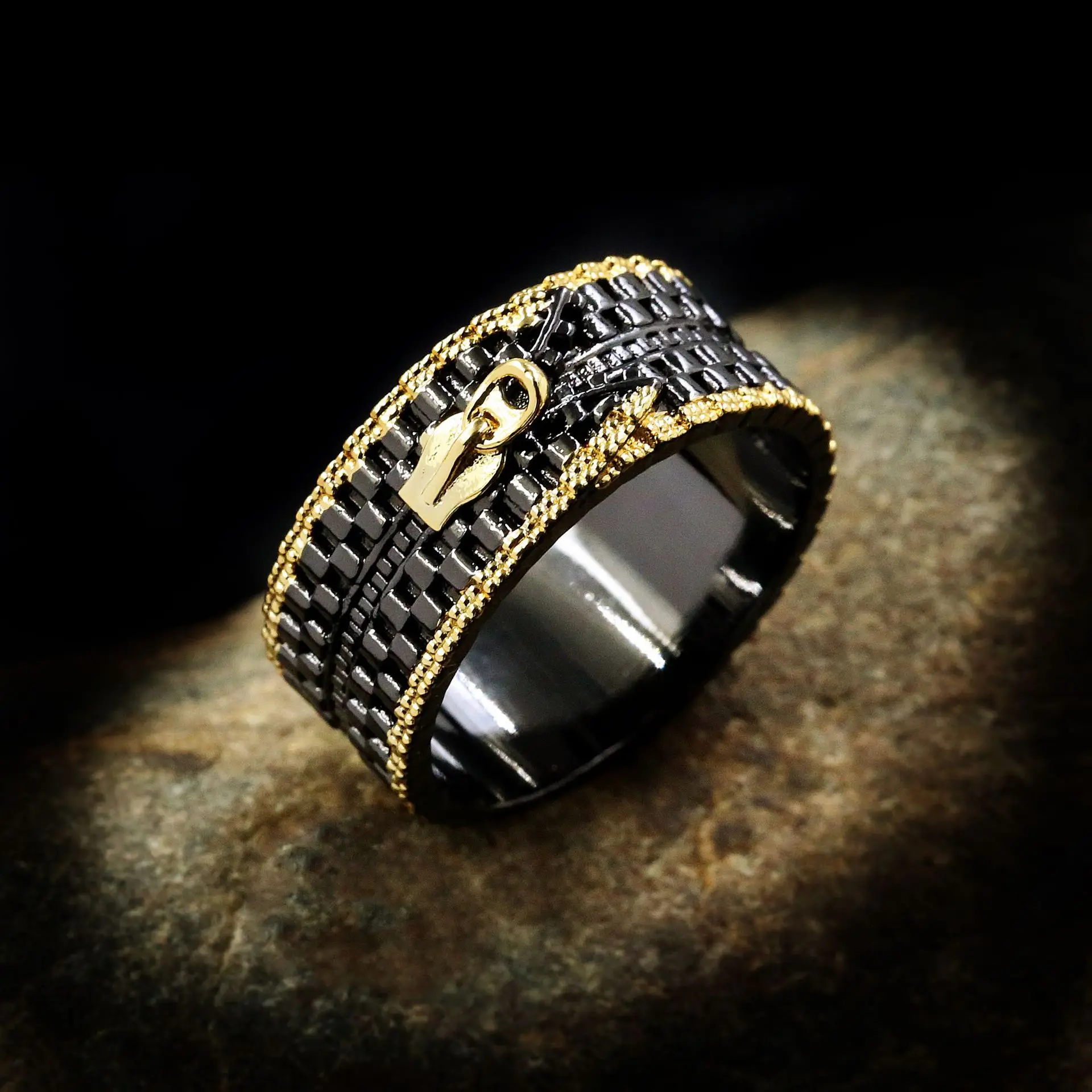 

Hot Sale Vintage Girls Jewelry Bohemian Braided Zipper Type Fashion Black Gold Two Tone Rings For Men