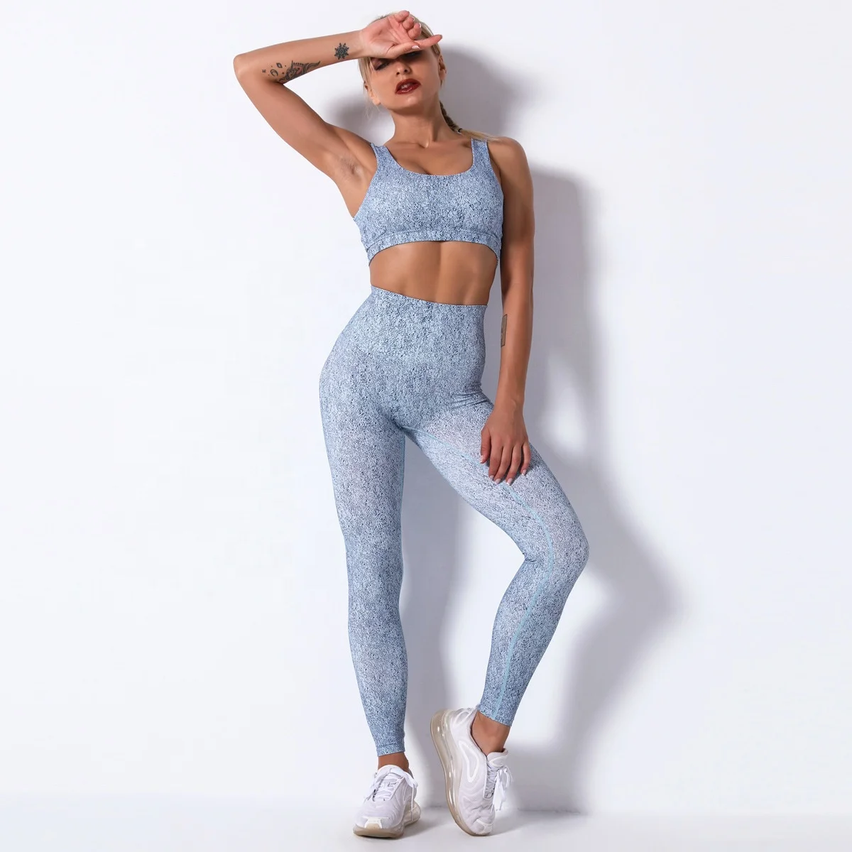 

New arrival Sports fitness Women two pcs gym clothing shockproof underwear leggings Blue yoga set