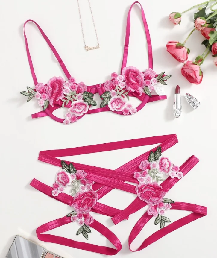 

2021 new exquisite embroidery decoration with ribbon perspective adjustable shoulder strap sexy underwear set, Wine red
