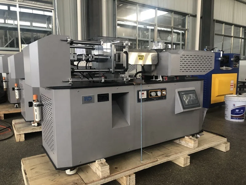 
Lab small plastic injection molding machine 