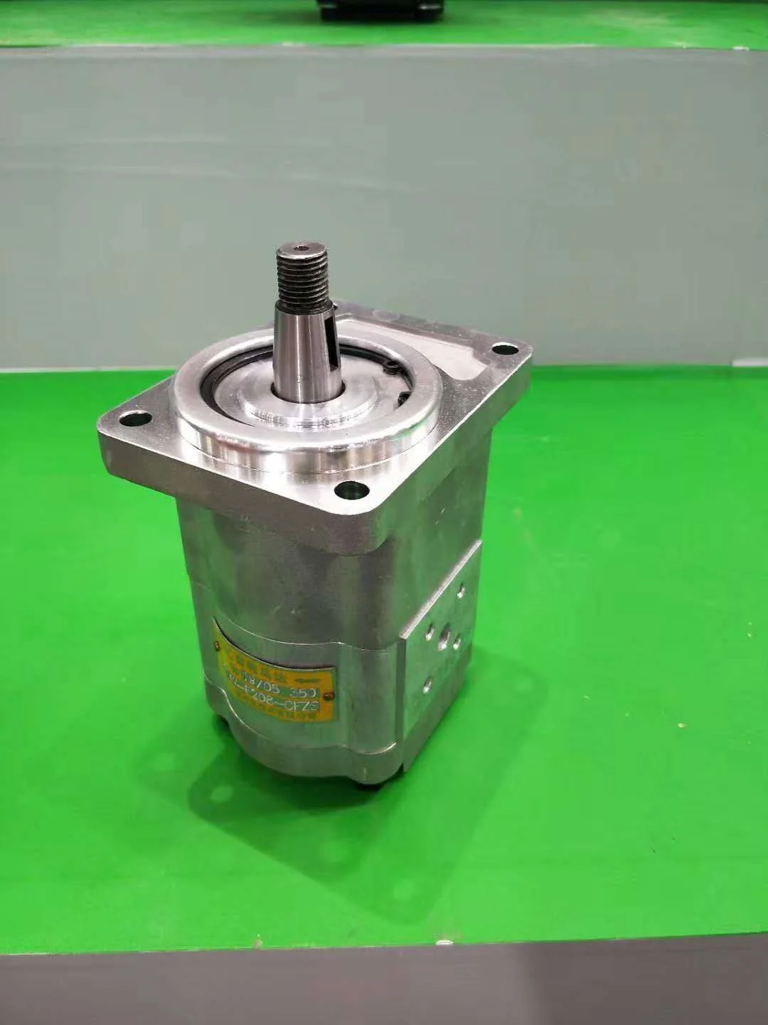 High quality PM hydraulic pressure gauge Putzmeister manometers for Putzmeister concrete pump spare parts 017250005 244084002