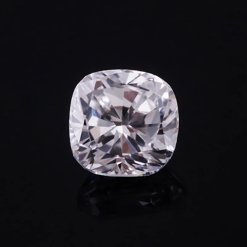 

Top quality well made and polished Cushion cut 5mm HPHT lab grown diamond DEF-VS per carat for jewelry