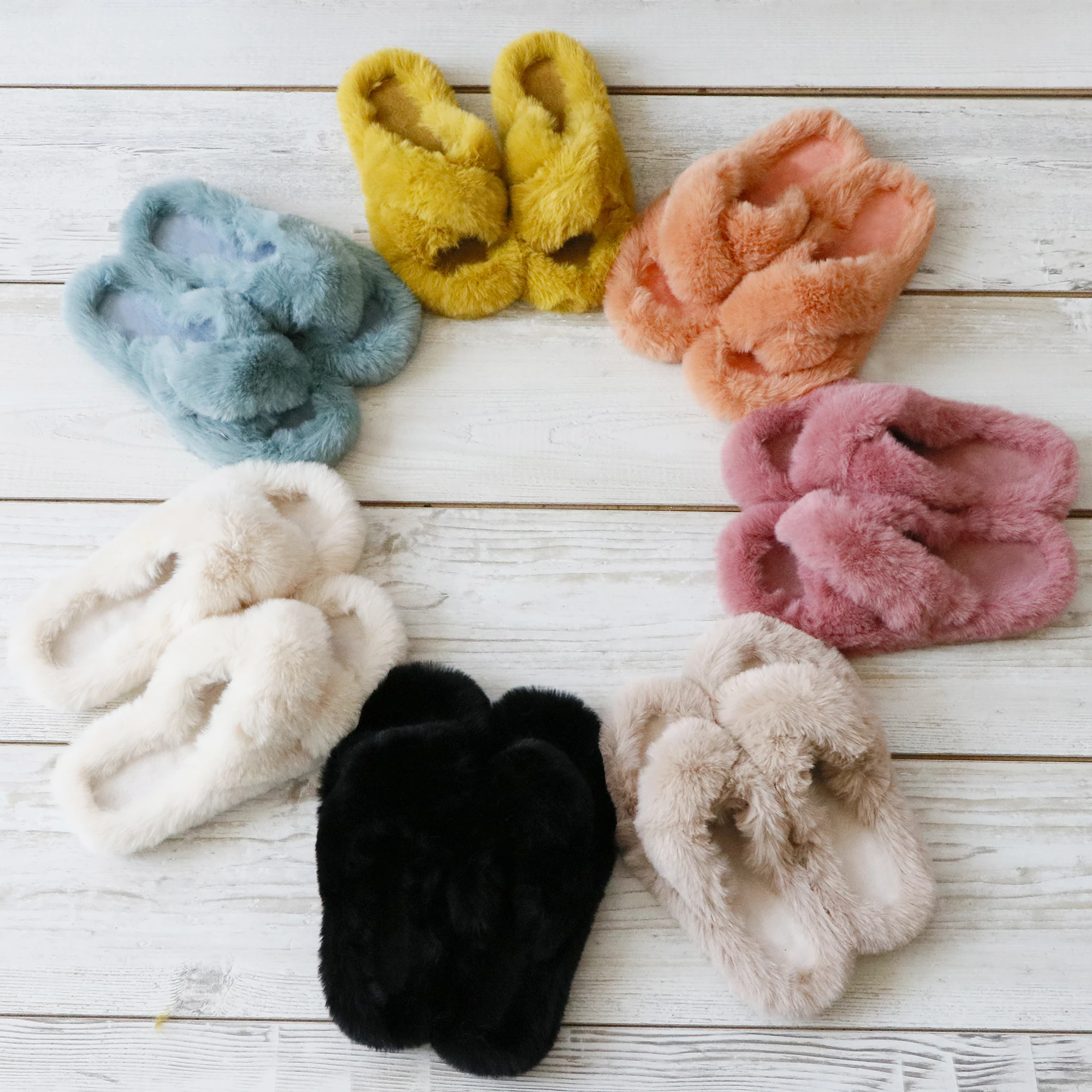 

2021 Autumn And Winter Cross Strap Fluffy Fuzzy Indoor Plush Faux Fur Slippers Women Women's Shoes Slippers, Customizable