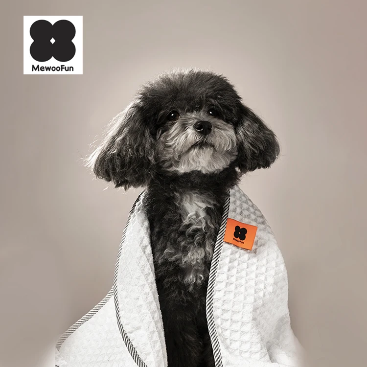 

MewooFun Wholesale Super Absorbent Pet Towel Custom Dog Drying Towel for Dogs