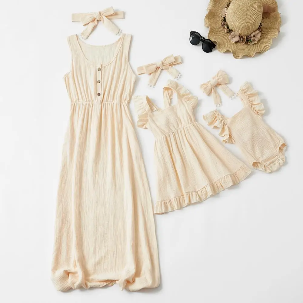 

Six colours Mommy and me outfits solid colour baby girl dresses and women dresses ruffle baby rompers, Pictures showed