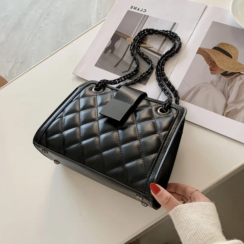 

New Arrival fashion ladies checkered pu leather crossbody shoulder chain small square bag