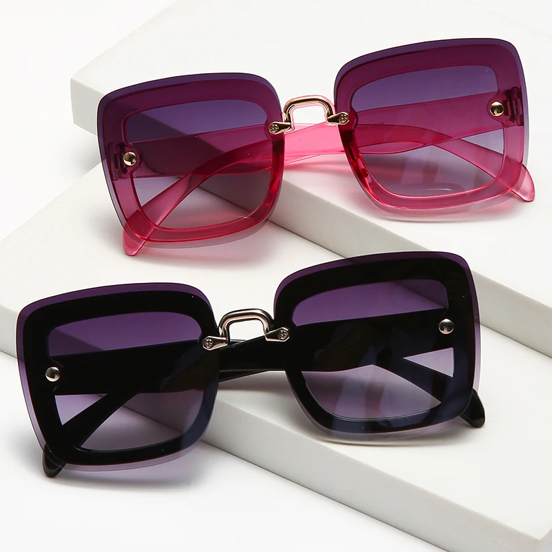 

2022 New Trendy Square Sunglasses Vintage Large Frame Sun Glasses Personalized Custom Designer Women HD Sunglass
