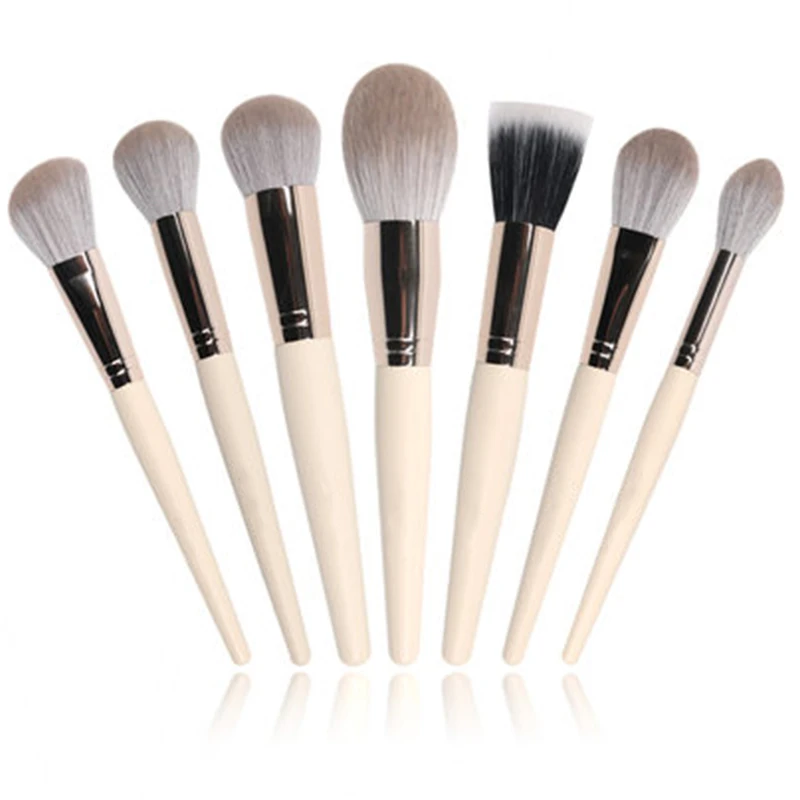 

Henan Haixin Toiletries16 Pcs Makeup Brush Set Private Label Blending Brush Set with Low MOQ