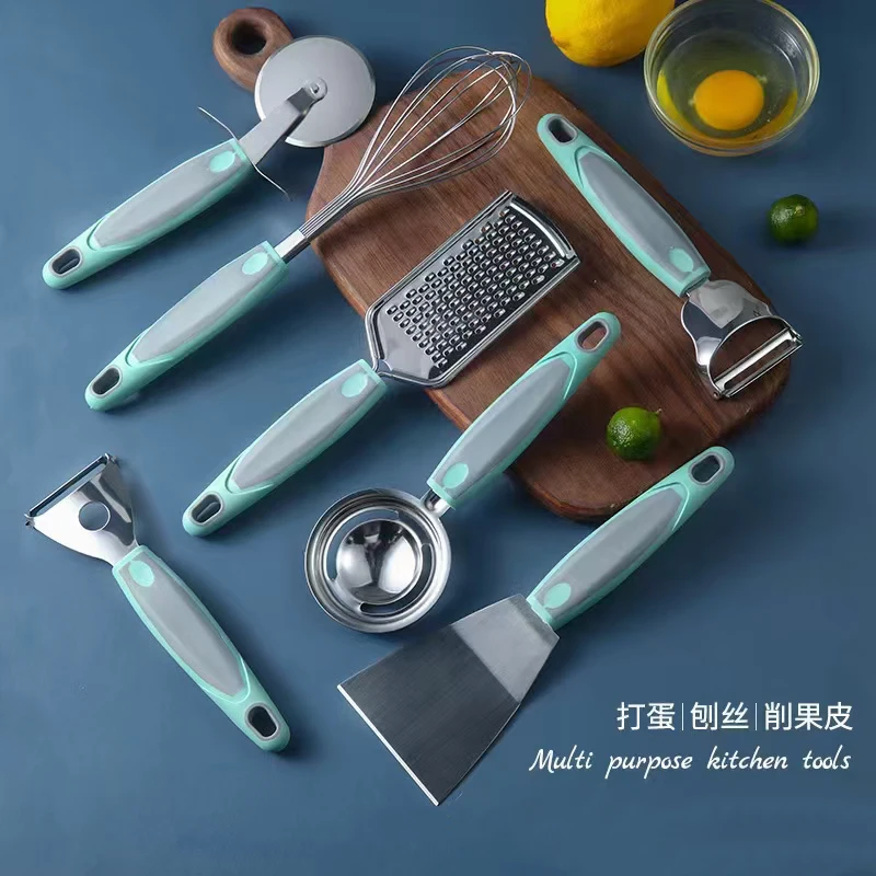 

Kitchen Gadget Set Cheese Grater Peeler Whisk Garlic Press Can Opener Ice Cream Scoop Pizza Cutter 2021 New Kitchen Accessories