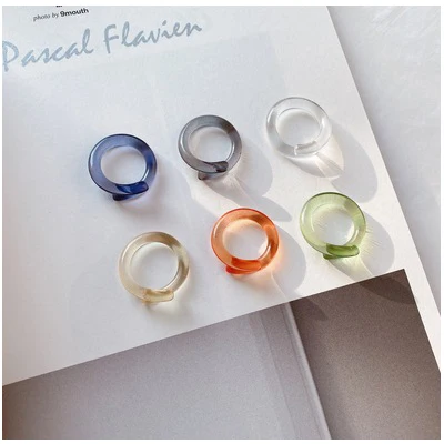 

New Design Transparent Multi Colors Acrylic Resin Rings For Women Ins Personalized Fashion Acrylic Finger Ring