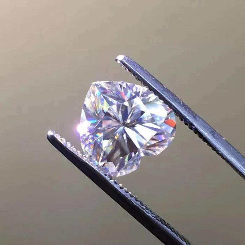 

Hot Sale DEF White Color Heart Cut Moissanite Loose Gemstones