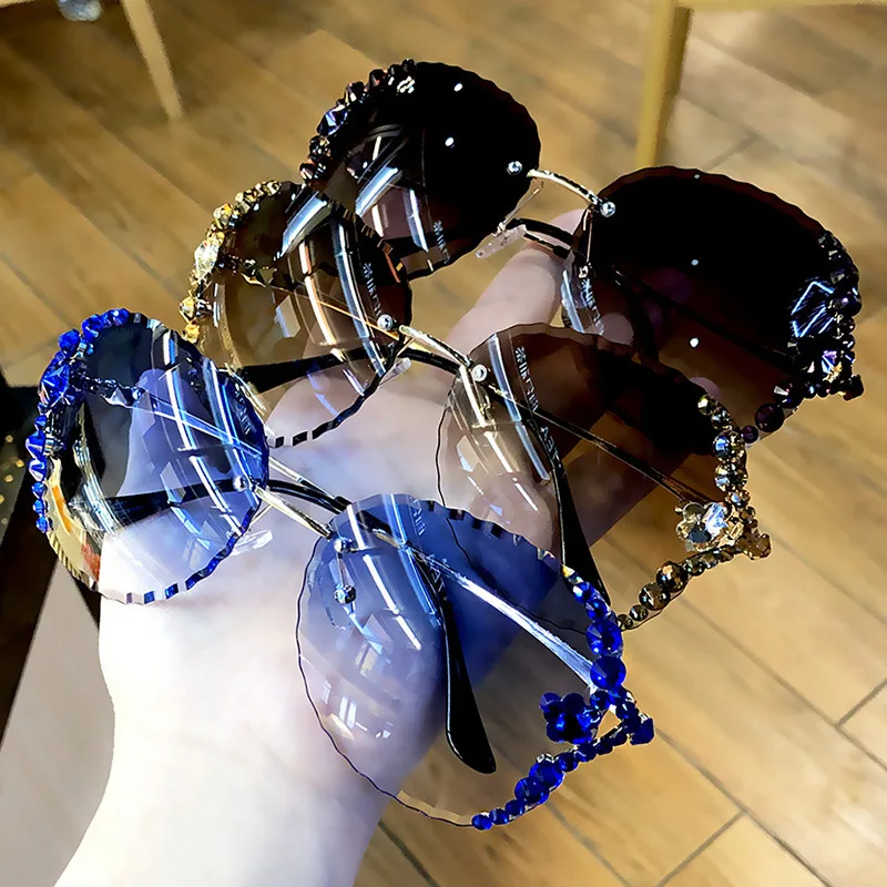 

Women Sunglasses Rhinestone Sun Glasses Ladies Luxury Bling Sunglasses Oversized 2022 Shades