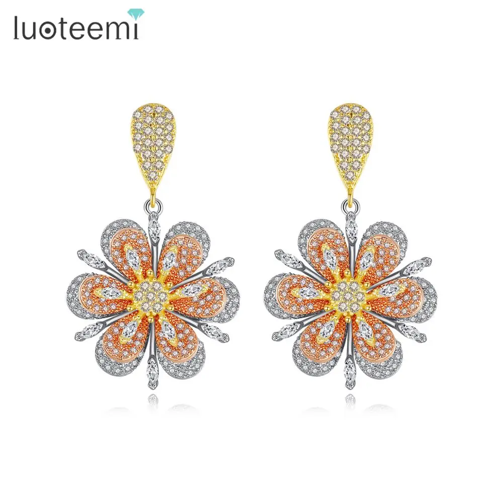

LUOTEEMI Multi Color Beautiful Christmas Earrings for Women Shinning Rainbow Color Flower Earring