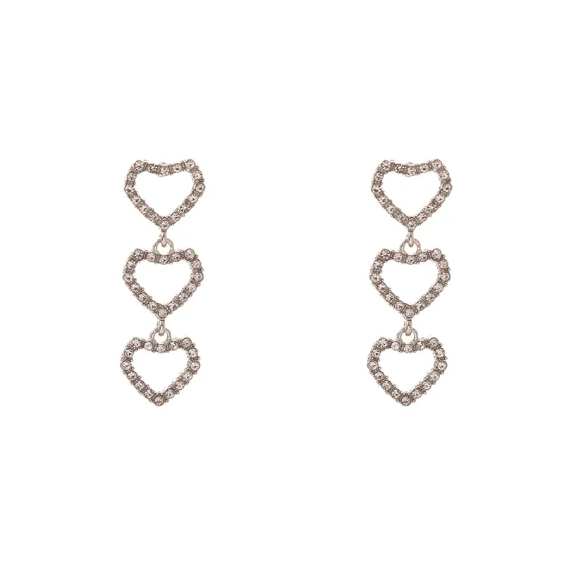 LYE6041 2023 Korean Style Women Pretty Design Heart Shaped Zircon Earrings Long Fringe Statement Pendant Earrings For Women