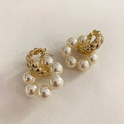 

Jachon 2021Korean Fashion Party Jewelry Double Circle Link Pearl Earring Baroque Pearl Hoop Earring For Girls