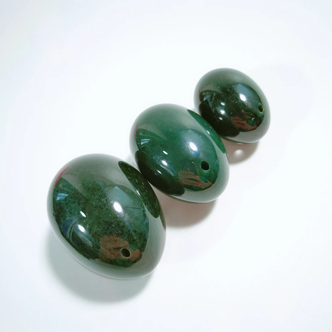 

Nephrite jade yoni eggs natural eggs for sale