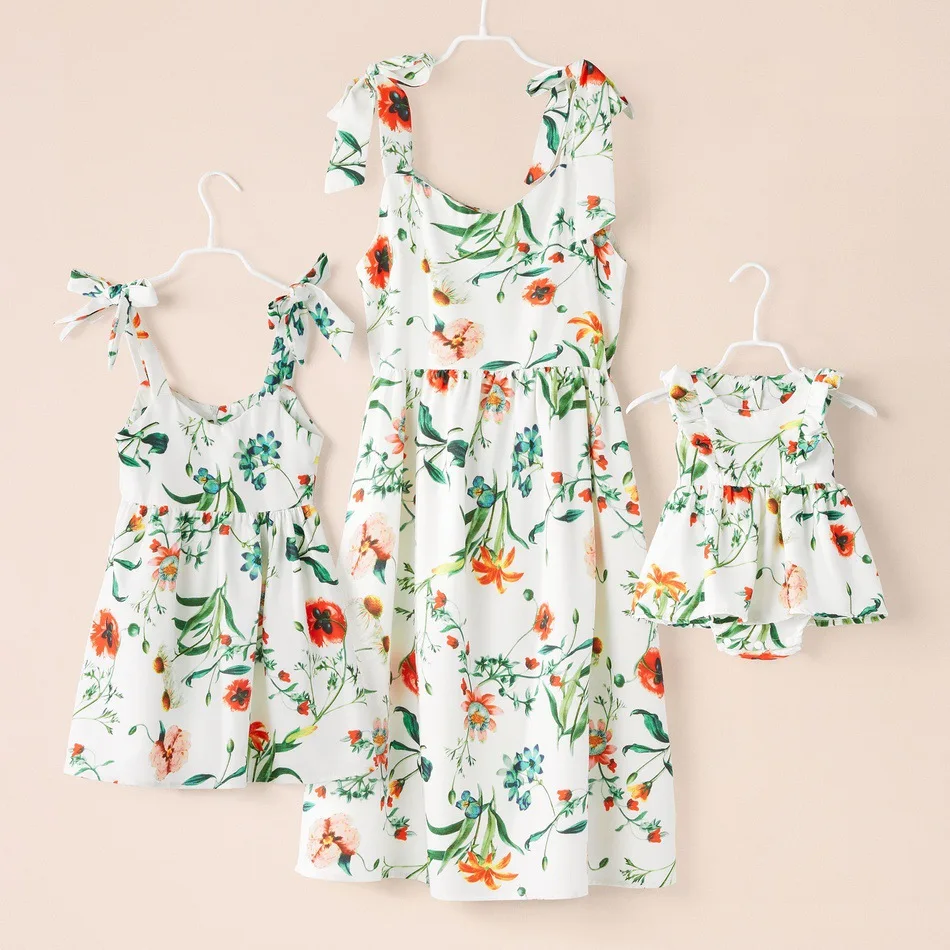 

Summer Family Floral Printed Matching 3-Piece Set Clothing Outfits clothes Mother Daughter Girls Babies Romper Sleeveless Dress, As picture