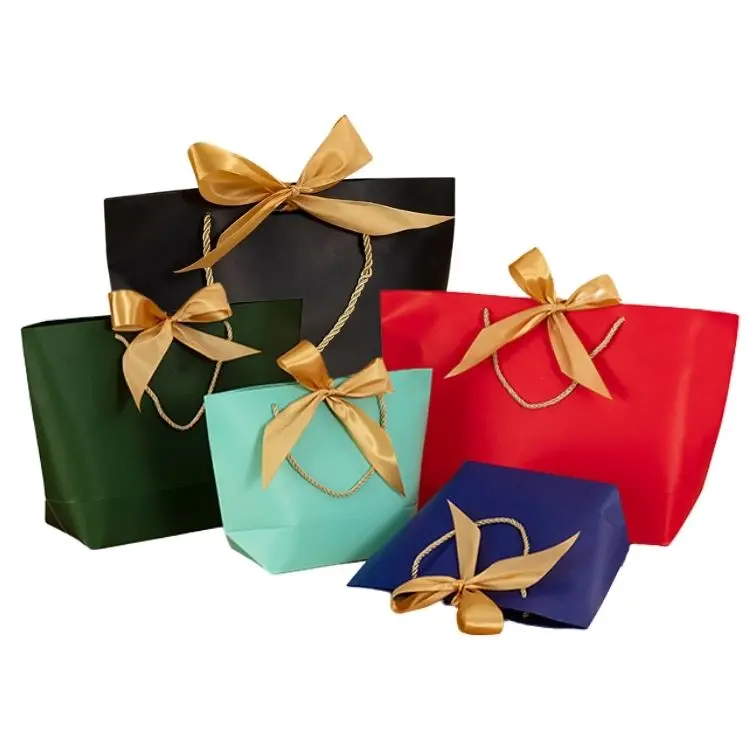 

Wholesale shopping bulk paper gift bags with bow kraft square bottom paper gift bags with handles