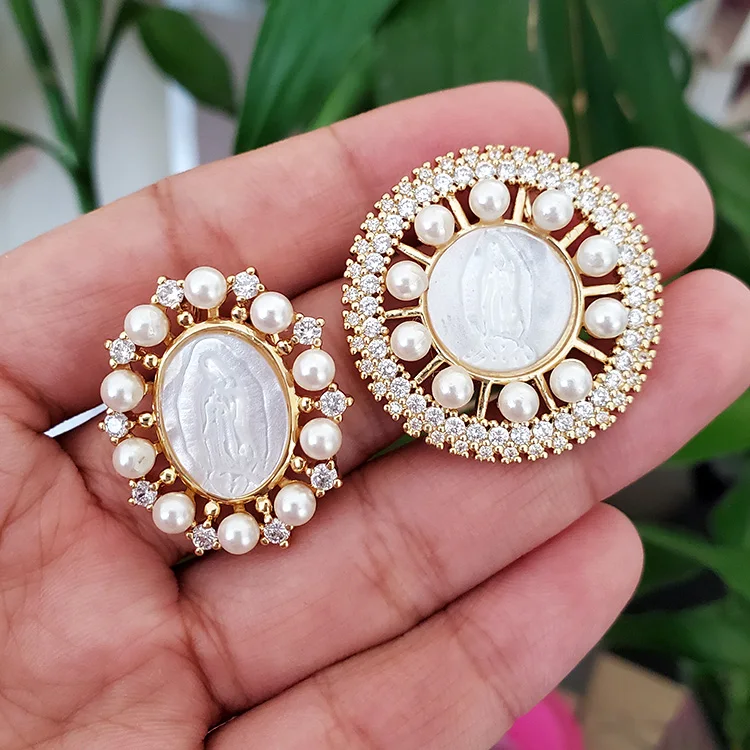 

CZ8333 18K Gold Plated Brass cubia zironia pave Pearls shell Buddhism religious Mary Charm Pendants