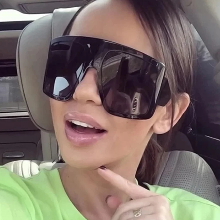 

Trendy Shades Square Oversized Summer Sunglasses Women Logo 2021