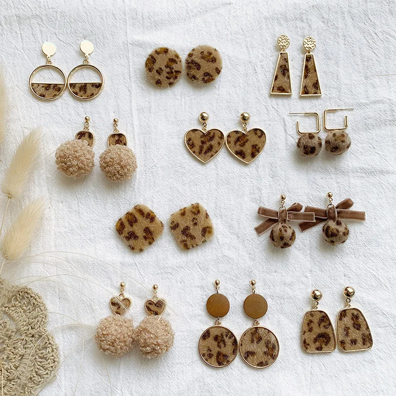 

JUHU 2021 popular brown leopard grain ear buckle cute girl bow earrings classic geometric heart buttons alloy jewelry for women