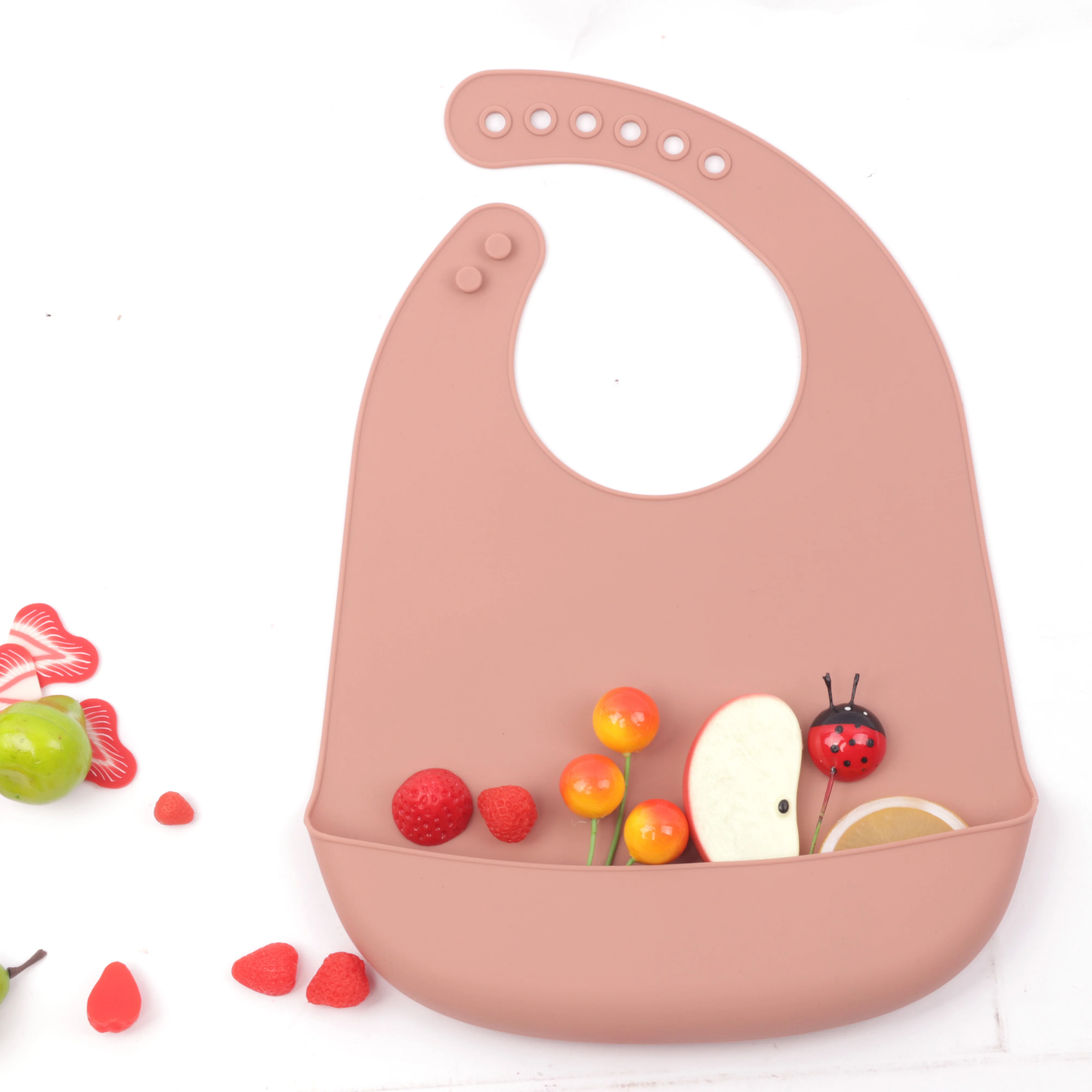 

High Quality Silicone Food Grade Baby Suction Plates and Bibs