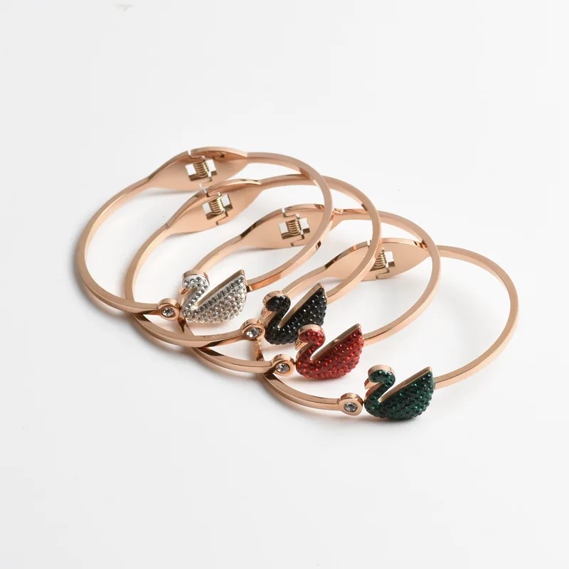 

Wholesale custom gift rose gold titanium steel jewelry animal crystal pave bracelet for women, Picture